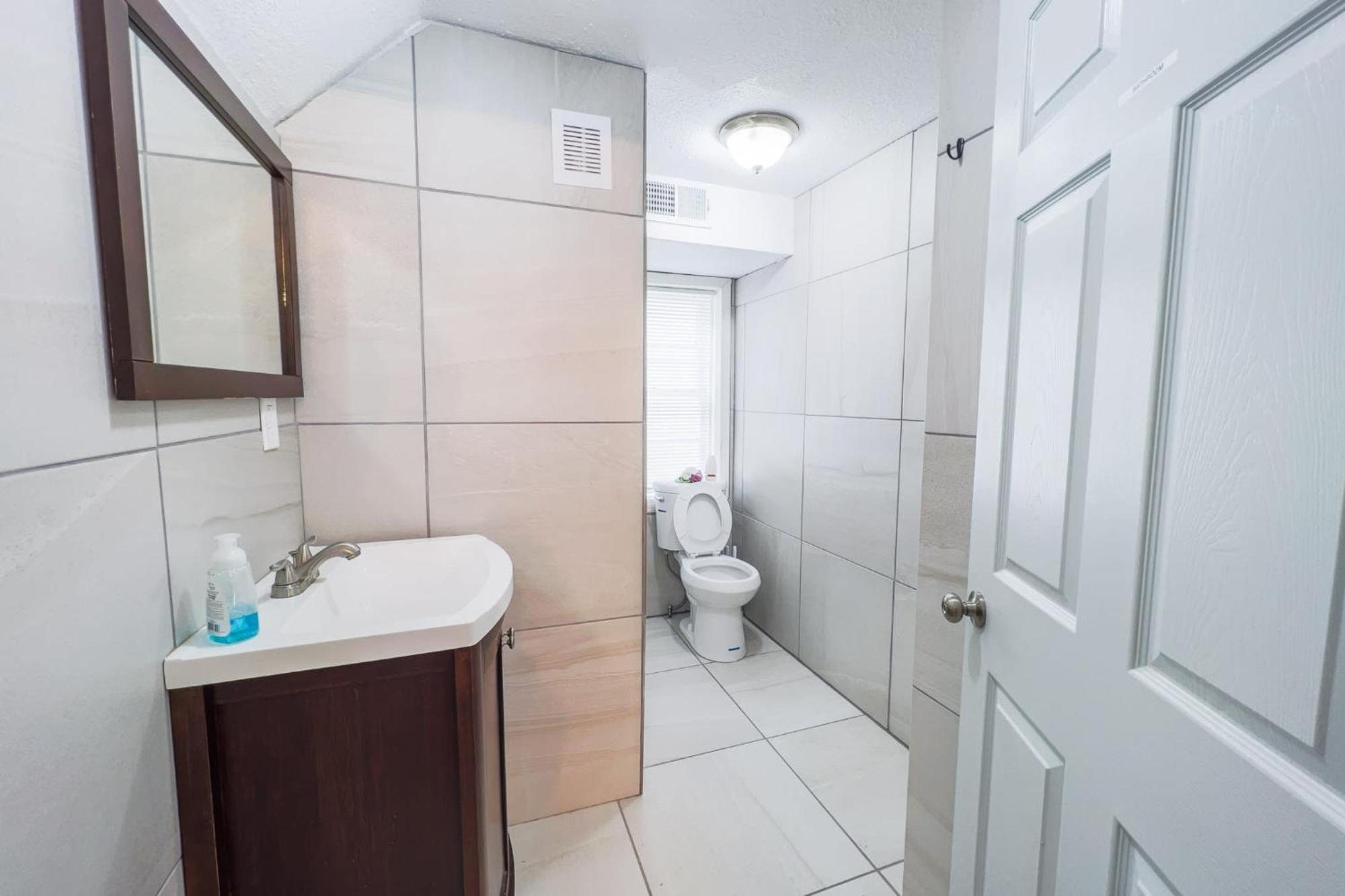 Large 6Br, 6 Bath In The City Of Niagara Falls Exterior foto
